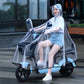 🌧️ Håll dig torr även under regniga turer – vattentät regnponcho för elscooter med transparent front och rymlig 5XL–6XL-passform