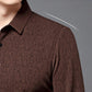 Herrars affärsmässiga avslappnade långärmade t-shirt med slag