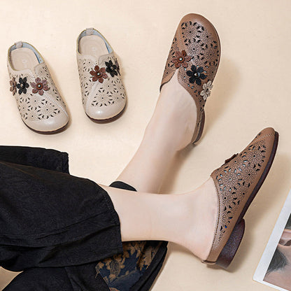 Sandaler med blommönster i premiumläder för damer