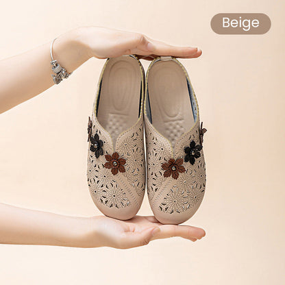 Sandaler med blommönster i premiumläder för damer