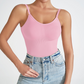 ✨Elegant formgivande bodysuit för bekväm smidning🌱♻️Tillverkat i återvunnet material – miljövänligt val för den medvetna kvinnan
