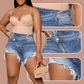 Högmidjade diagonala knapp design råa kanter rivna denim shorts
